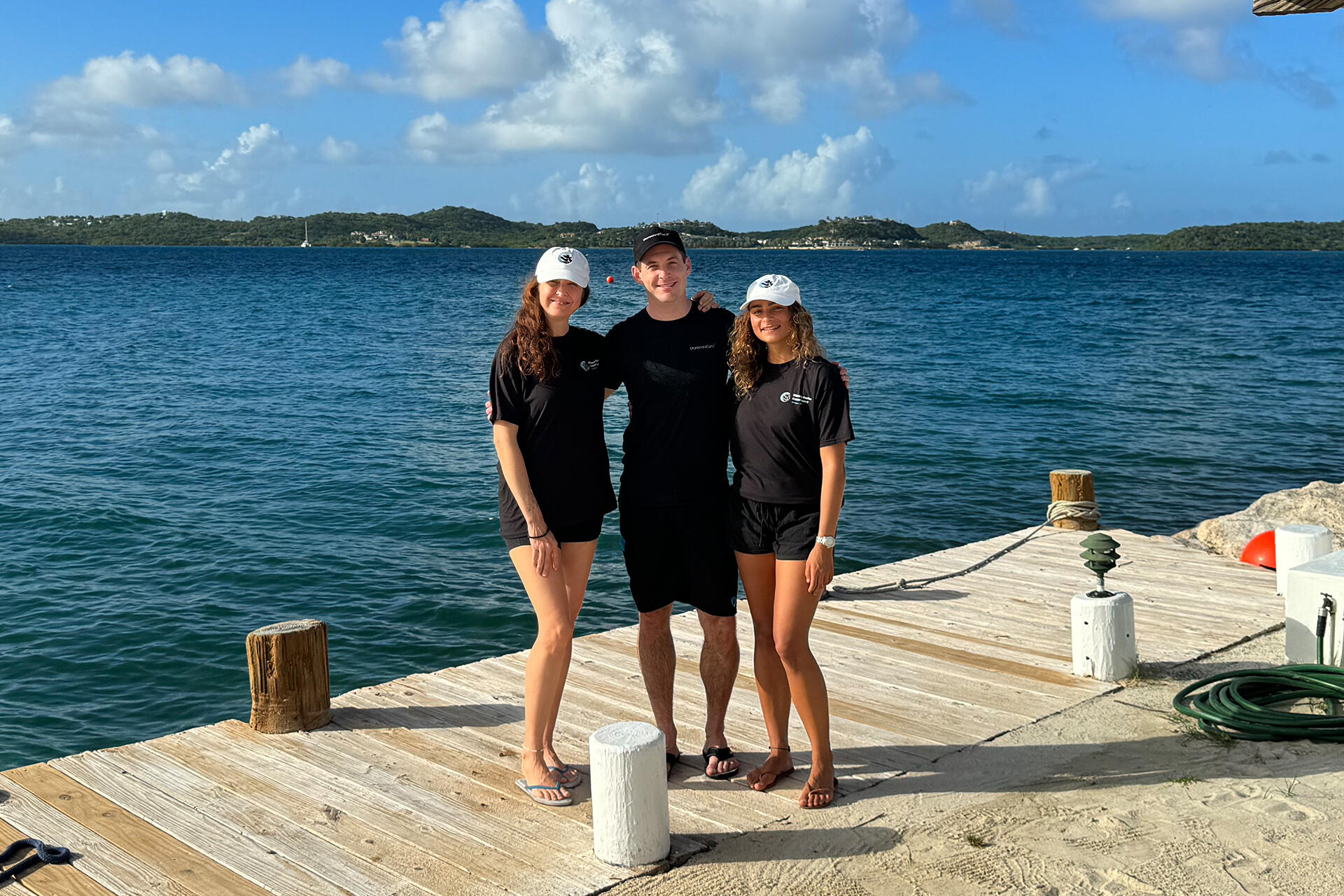 Shannon Costelloe, EMC Diver and Communications Officer, Jon Slator, Chief Product Officer at Starboard Card, and Monique Bigler, EMC Diver and Research Assistant before their dive.